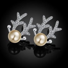 Reindeer Stud Earring in White Gold Plated