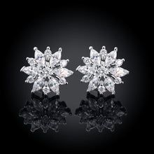 18K Italian White Gold Diamond Stud Earring