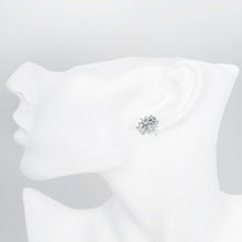 18K Italian White Gold Diamond Stud Earring