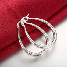 18K White Gold Plated Line Cutting Hoop Earring