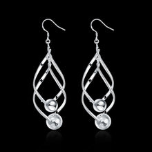 18K White Gold Plated Interlocking Spiral Earring with Pearls