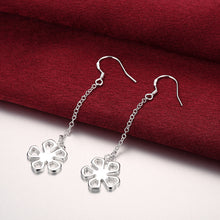 18K White Gold Plated Hollow Clover Drop Earring