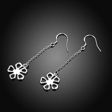 18K White Gold Plated Hollow Clover Drop Earring