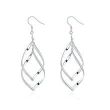 18K White Gold Plated Spiral Interlocking Earring